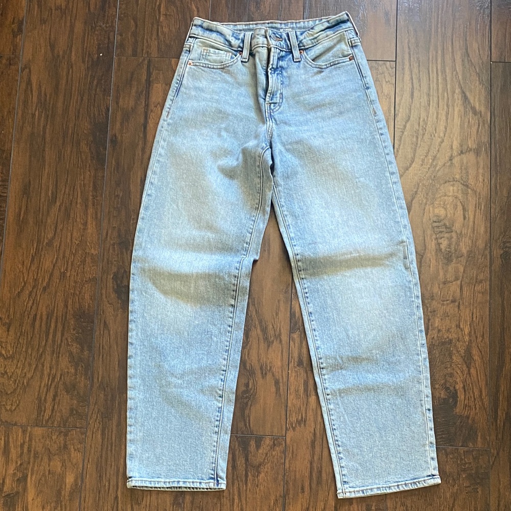 Old Navy High-Rise Blue Denim Jeans